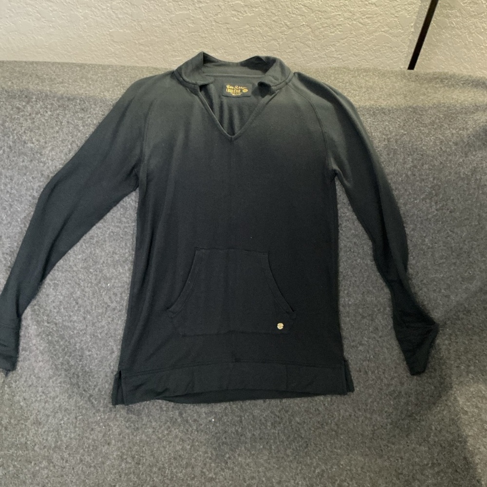 Lilly Pulitzer Men's Black V-Neck Sweater